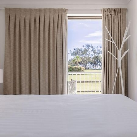 Main Beach Apartments Μπάιρον Μπέι Εξωτερικό φωτογραφία