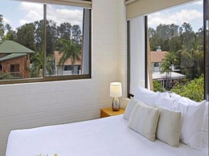 Main Beach Apartments Μπάιρον Μπέι Εξωτερικό φωτογραφία